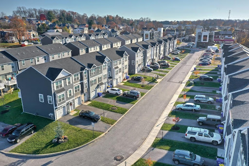 Aerial view of a townhome apartment community